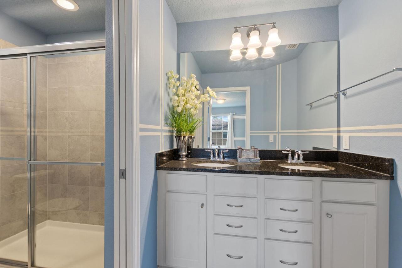Stylish Cozy Family Getaway With Private Pool And Lake View Kissimmee Eksteriør bilde